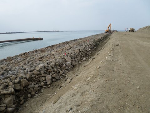沙特導堤工程建設